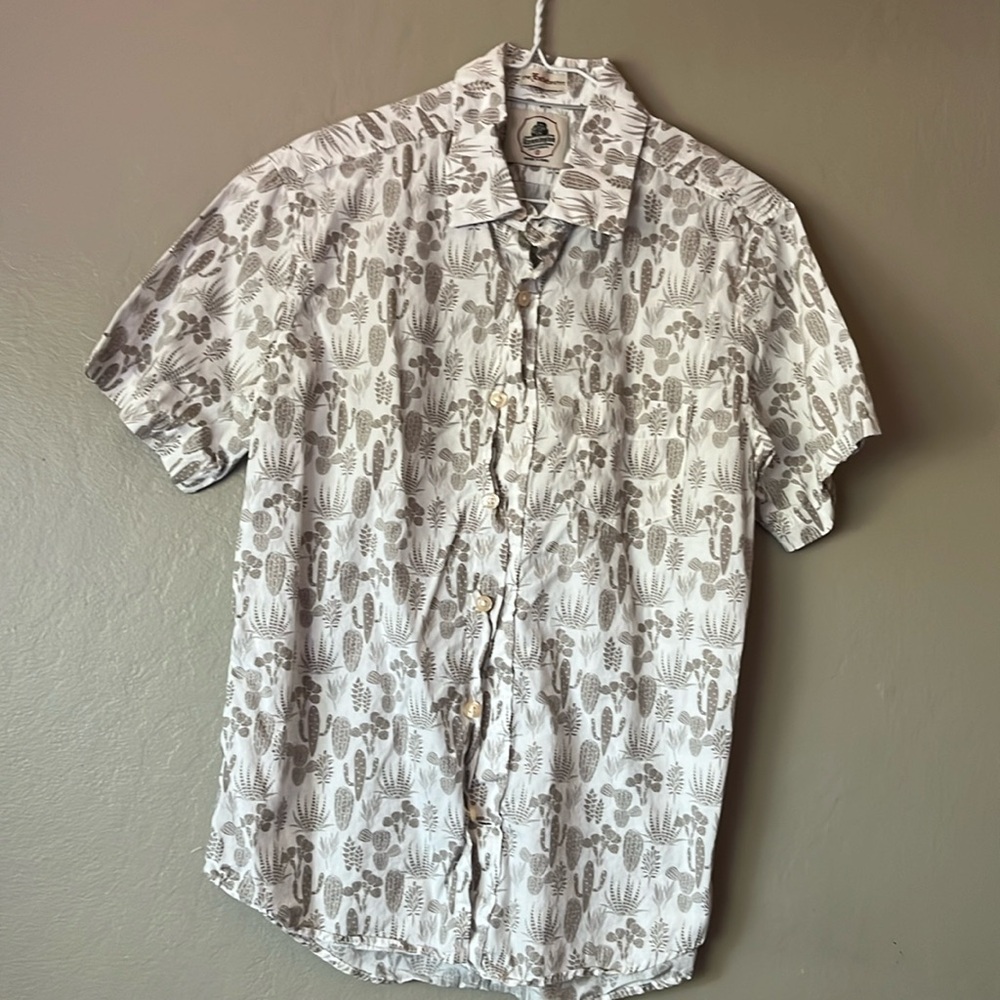 Pennington Cactus Succulent Button Down Men’s S
